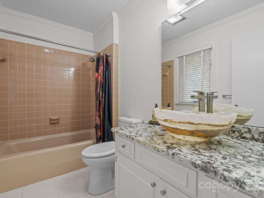 2000 Airport Road, Carthage, NC 28327.  MLS# CAR4327520, YatesRealty ID 3751. 