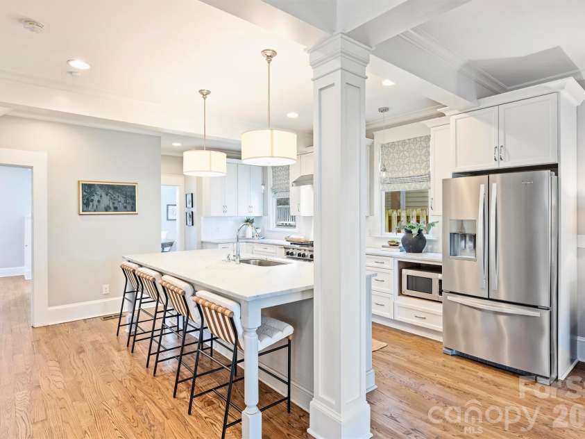 705 Tremont Avenue, Charlotte, NC 28203.  MLS# CAR4355053, YatesRealty ID 3751. 