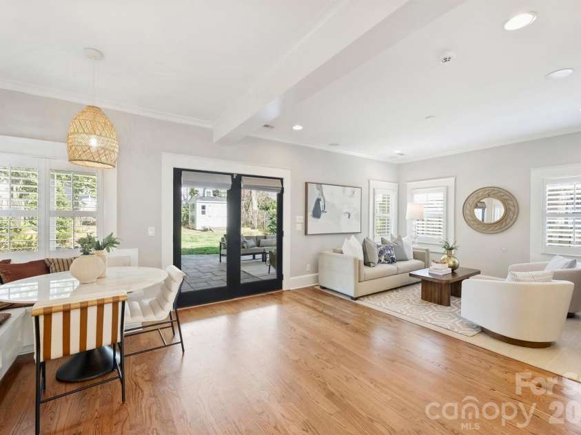 705 Tremont Avenue, Charlotte, NC 28203.  MLS# CAR4355053, YatesRealty ID 3751. 