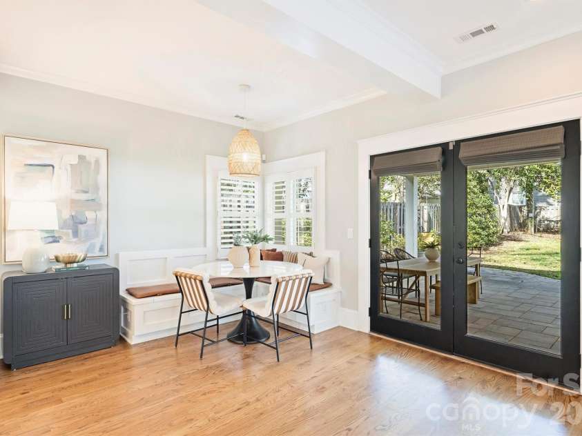 705 Tremont Avenue, Charlotte, NC 28203.  MLS# CAR4355053, YatesRealty ID 3751. 