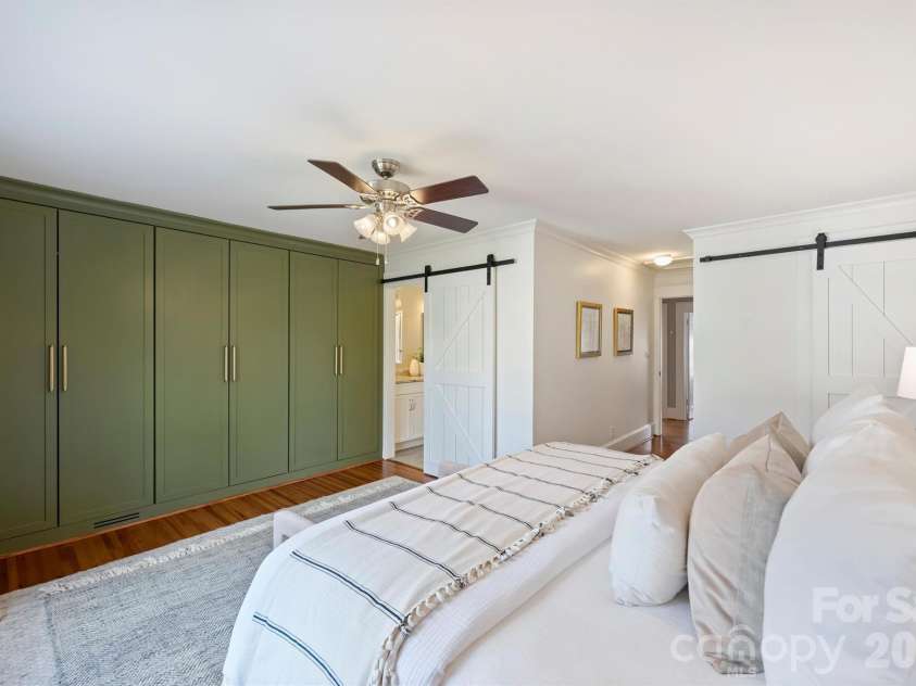 705 Tremont Avenue, Charlotte, NC 28203.  MLS# CAR4355053, YatesRealty ID 3751. 