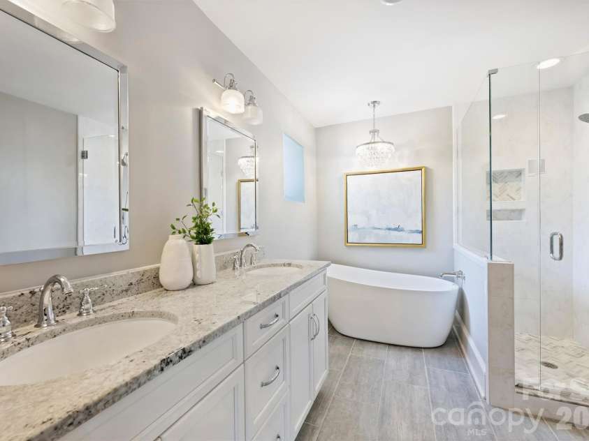 705 Tremont Avenue, Charlotte, NC 28203.  MLS# CAR4355053, YatesRealty ID 3751. 