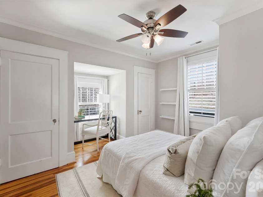 705 Tremont Avenue, Charlotte, NC 28203.  MLS# CAR4355053, YatesRealty ID 3751. 