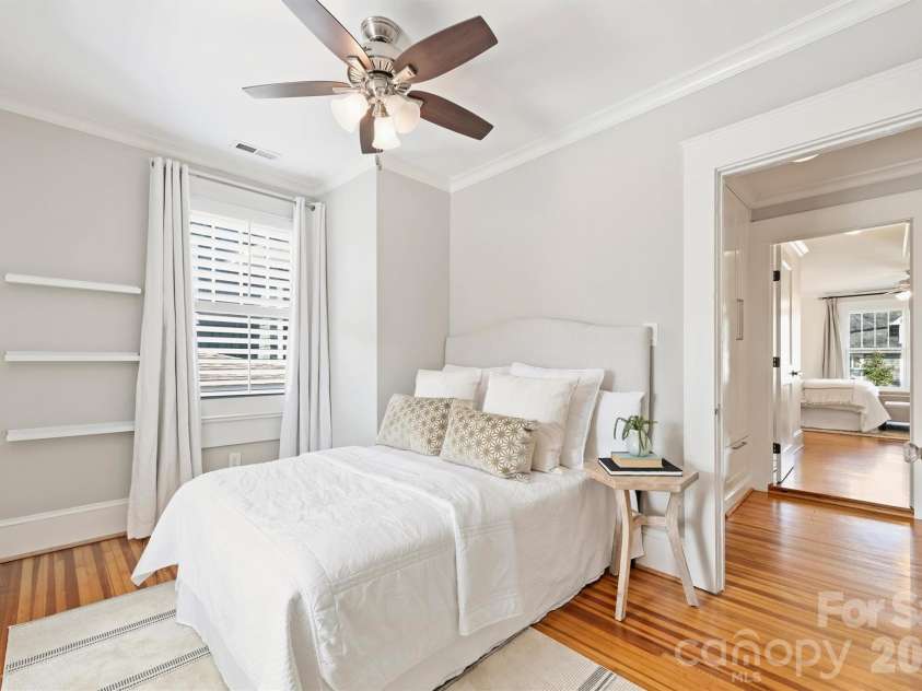 705 Tremont Avenue, Charlotte, NC 28203.  MLS# CAR4355053, YatesRealty ID 3751. 