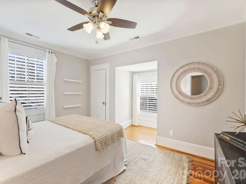 705 Tremont Avenue, Charlotte, NC 28203.  MLS# CAR4355053, YatesRealty ID 3751. 