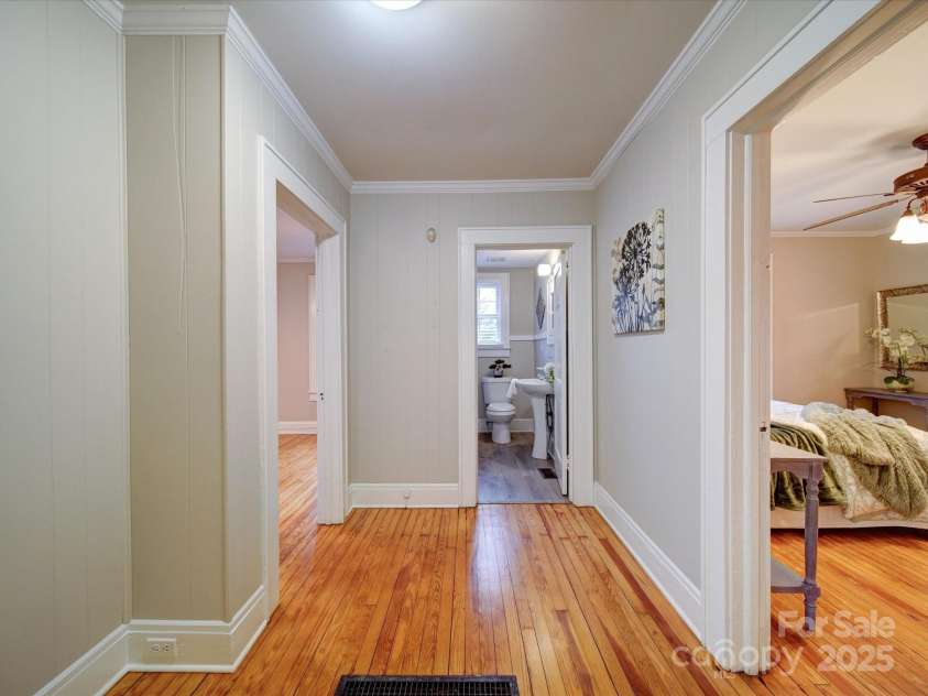 706 19th Avenue, Gastonia, NC 28052.  MLS# CAR4220642, YatesRealty ID 3751. 
