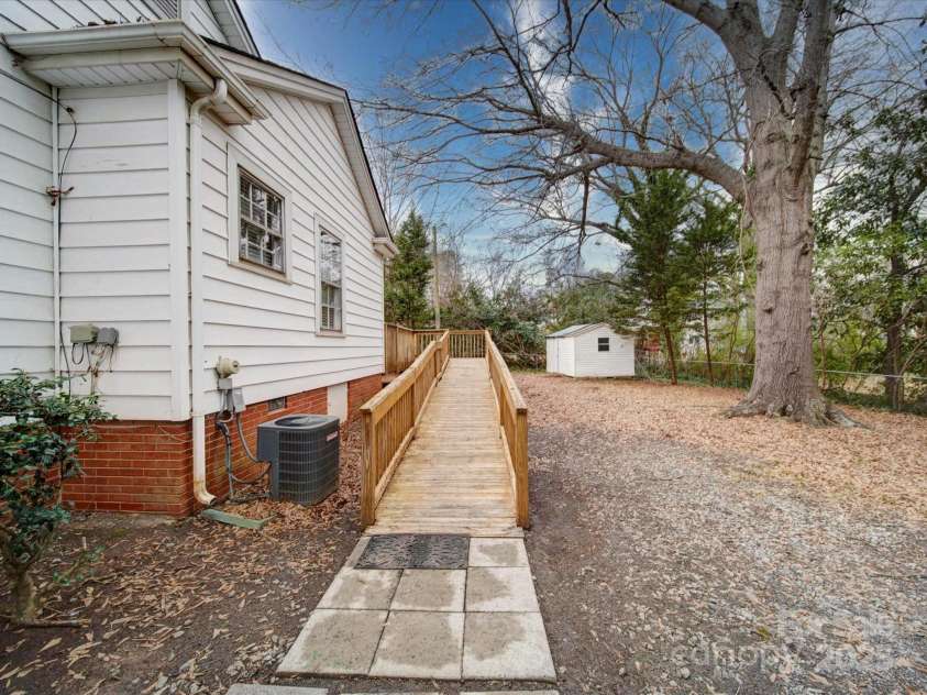 706 19th Avenue, Gastonia, NC 28052.  MLS# CAR4220642, YatesRealty ID 3751. 