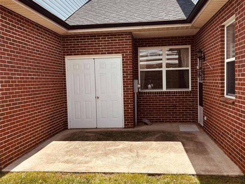 6277 Iris Court, Denver, NC 28037.  MLS# CAR4402049, YatesRealty ID 37510. Back Patio Area