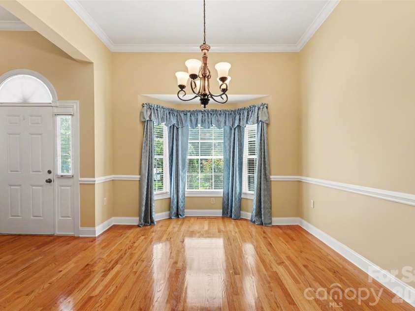 3563 Wandering Lane, Hickory, NC 28601.  MLS# CAR4400174, YatesRealty ID 37512. 