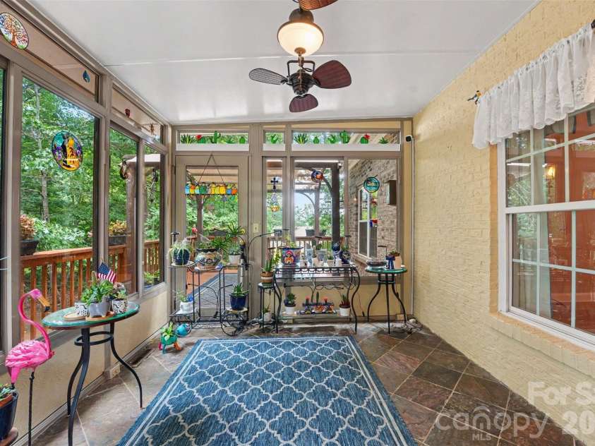 3563 Wandering Lane, Hickory, NC 28601.  MLS# CAR4400174, YatesRealty ID 37512. 