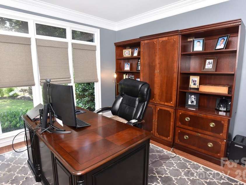 18719 Cannon Crossing Way, Davidson, NC 28036.  MLS# CAR4400931, YatesRealty ID 37514. 