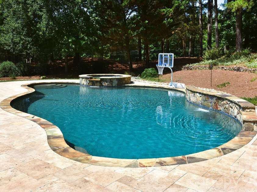 18719 Cannon Crossing Way, Davidson, NC 28036.  MLS# CAR4400931, YatesRealty ID 37514. 