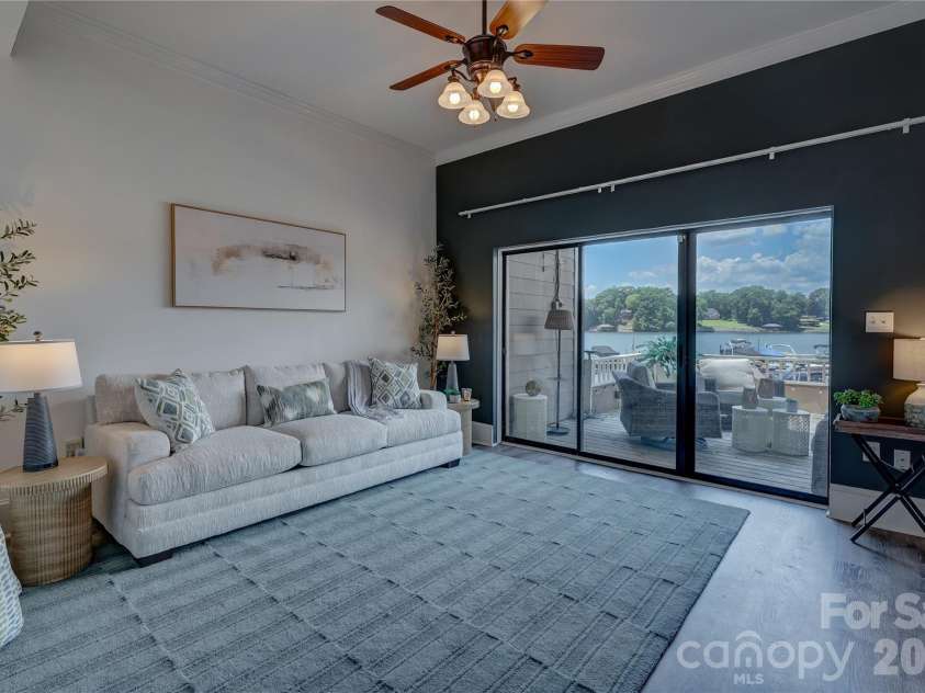 7324 Lakefront Drive, Charlotte, NC 28278.  MLS# CAR4401649, YatesRealty ID 37516. 