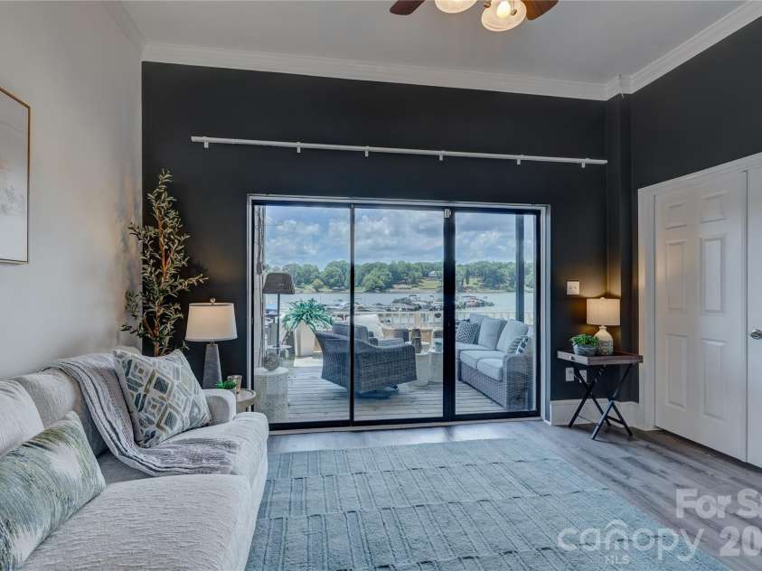 7324 Lakefront Drive, Charlotte, NC 28278.  MLS# CAR4401649, YatesRealty ID 37516. 