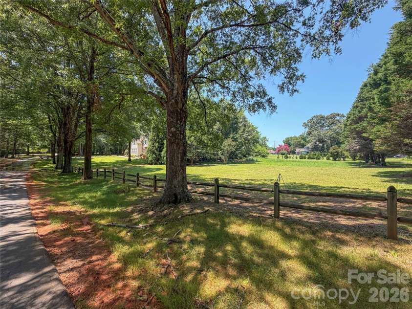 600 Baron Road, Waxhaw, NC 28173.  MLS# CAR4397562, YatesRealty ID 37517. 