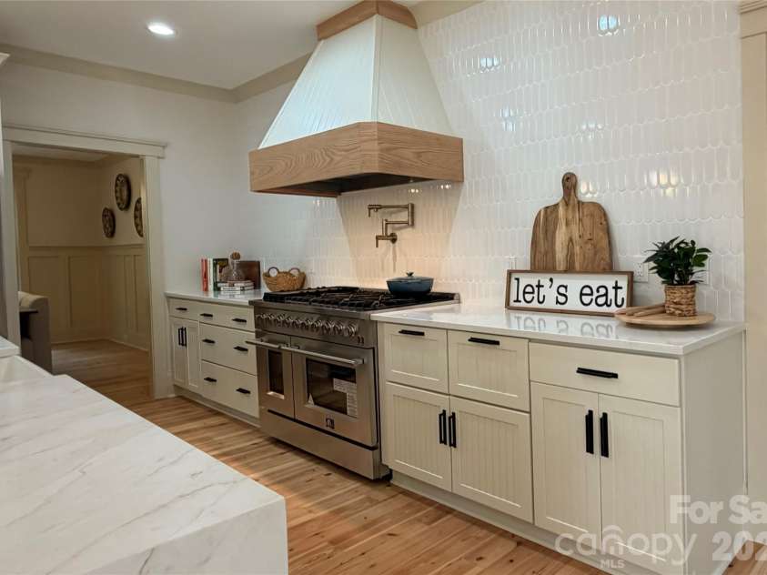 600 Baron Road, Waxhaw, NC 28173.  MLS# CAR4397562, YatesRealty ID 37517. 
