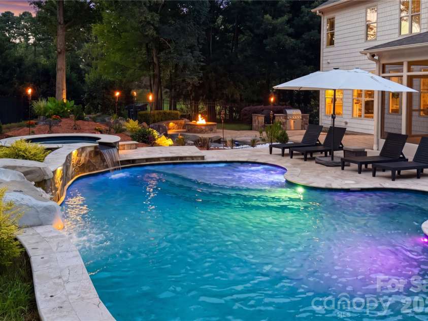 600 Baron Road, Waxhaw, NC 28173.  MLS# CAR4397562, YatesRealty ID 37517. 