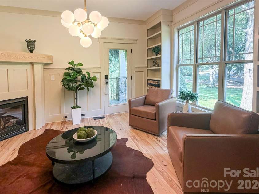 600 Baron Road, Waxhaw, NC 28173.  MLS# CAR4397562, YatesRealty ID 37517. Renovated interior spaces.