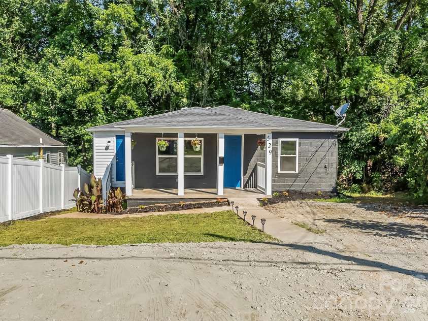 529 stage Street, Lenoir, NC 28645.  MLS# CAR4400462, YatesRealty ID 37518. 