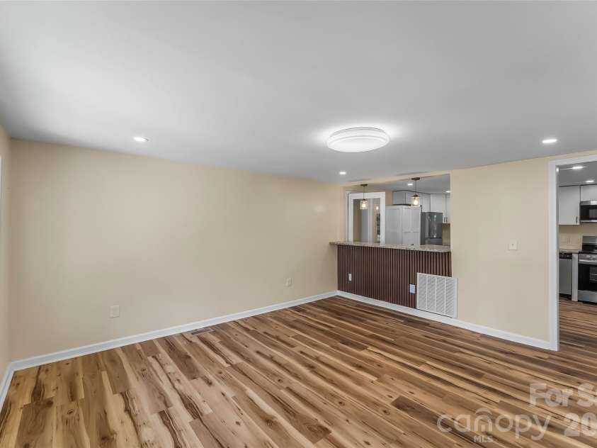 529 stage Street, Lenoir, NC 28645.  MLS# CAR4400462, YatesRealty ID 37518. 