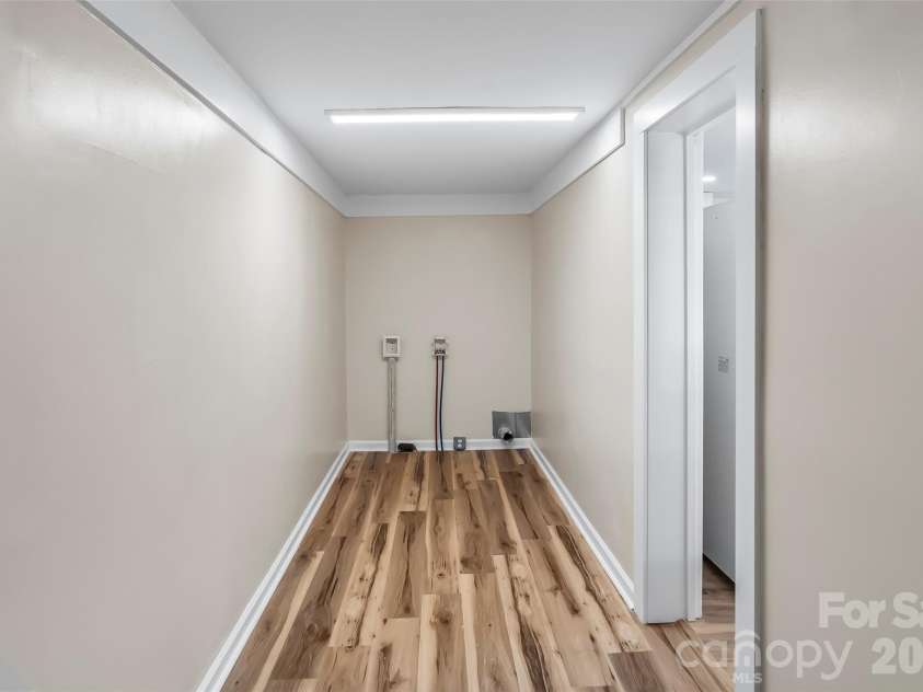 529 stage Street, Lenoir, NC 28645.  MLS# CAR4400462, YatesRealty ID 37518. 