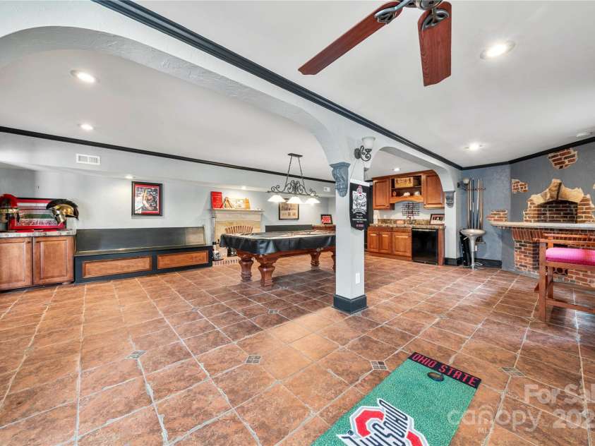 4531 Montibello Drive, Charlotte, NC 28226.  MLS# CAR4228006, YatesRealty ID 3752. 