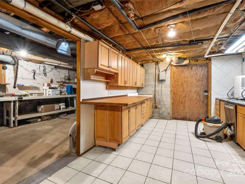 4531 Montibello Drive, Charlotte, NC 28226.  MLS# CAR4228006, YatesRealty ID 3752. 