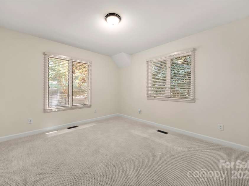 4531 Montibello Drive, Charlotte, NC 28226.  MLS# CAR4228006, YatesRealty ID 3752. 