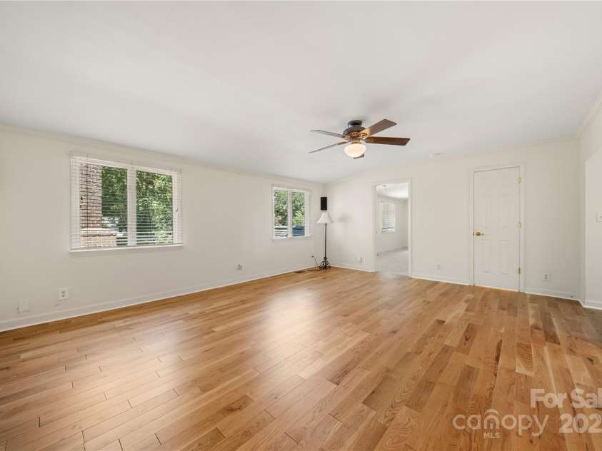 4531 Montibello Drive, Charlotte, NC 28226.  MLS# CAR4228006, YatesRealty ID 3752. 