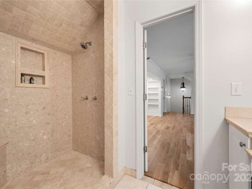 4531 Montibello Drive, Charlotte, NC 28226.  MLS# CAR4228006, YatesRealty ID 3752. 