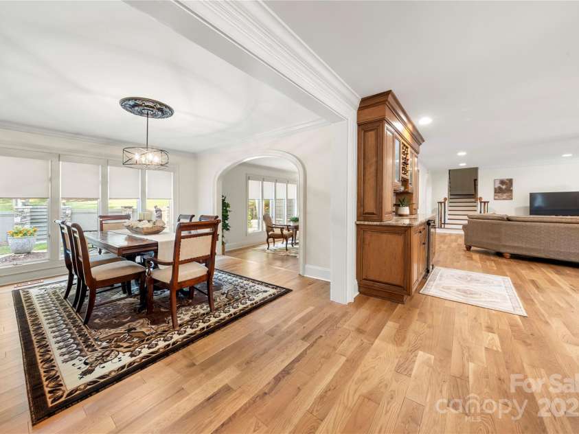 4531 Montibello Drive, Charlotte, NC 28226.  MLS# CAR4228006, YatesRealty ID 3752. 