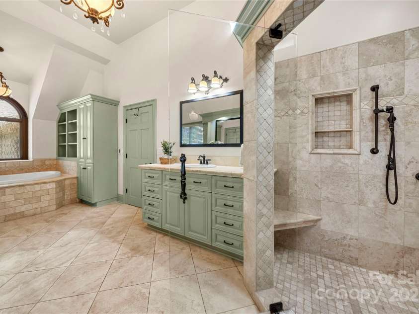 4531 Montibello Drive, Charlotte, NC 28226.  MLS# CAR4228006, YatesRealty ID 3752. 