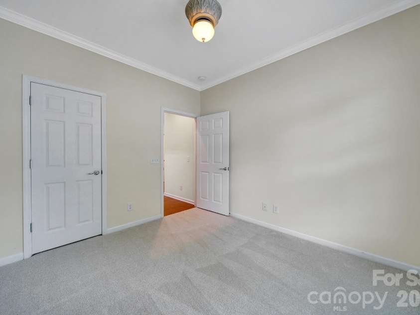 9020 Smokey Hill Lane, Fort Mill, SC 29707.  MLS# CAR4264813, YatesRealty ID 3752. 