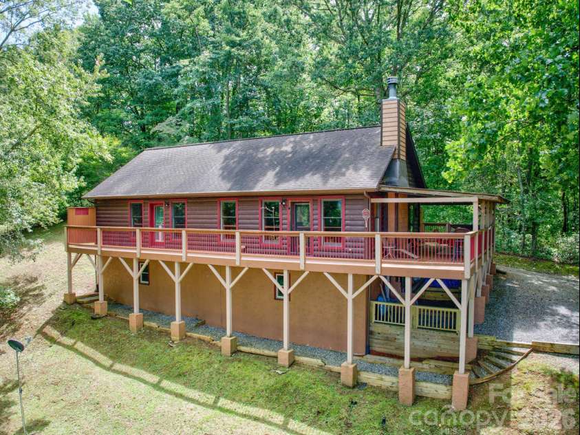 612 Whispering Winds Road, Waynesville, NC 28785.  MLS# CAR4361478, YatesRealty ID 37520. 