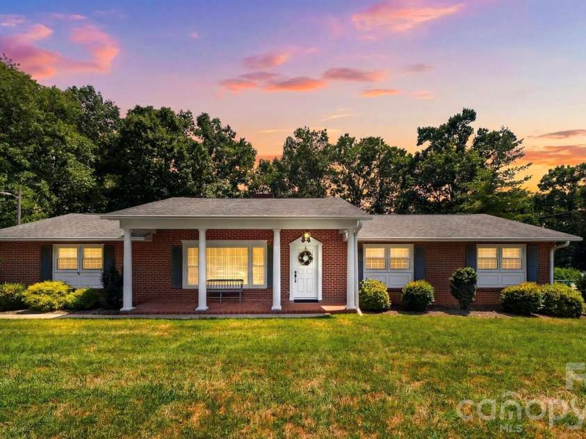 1599 Oakmont Drive, Lenoir, NC 28645.  MLS# CAR4404524, YatesRealty ID 37524. 