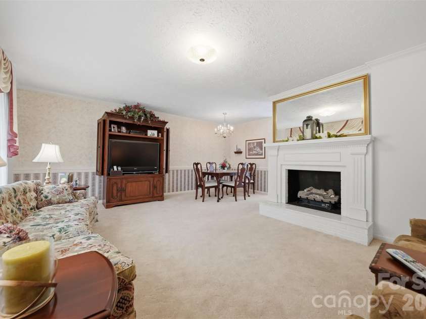 1599 Oakmont Drive, Lenoir, NC 28645.  MLS# CAR4404524, YatesRealty ID 37524. 