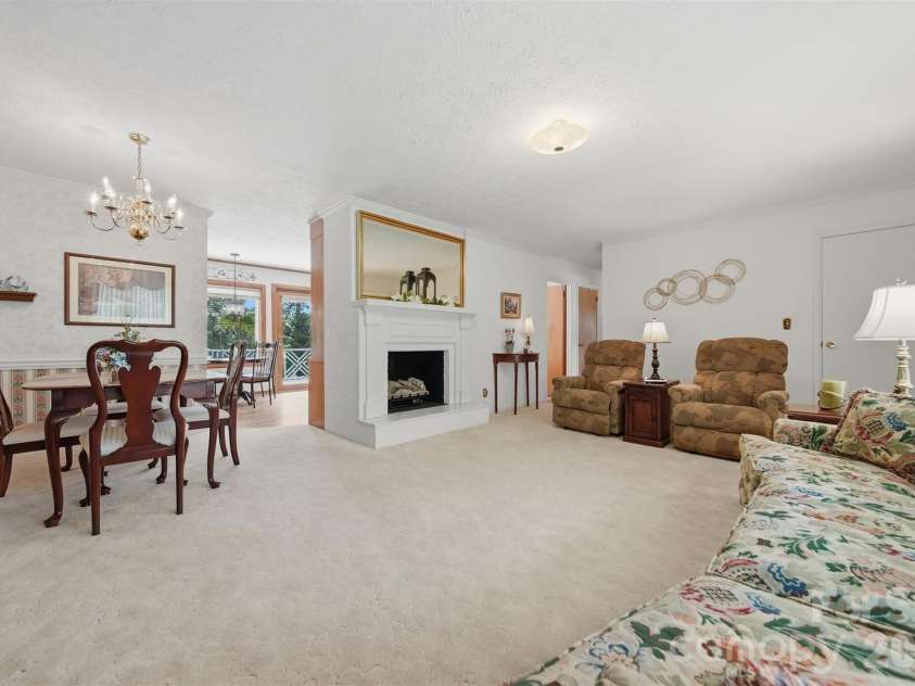 1599 Oakmont Drive, Lenoir, NC 28645.  MLS# CAR4404524, YatesRealty ID 37524. 