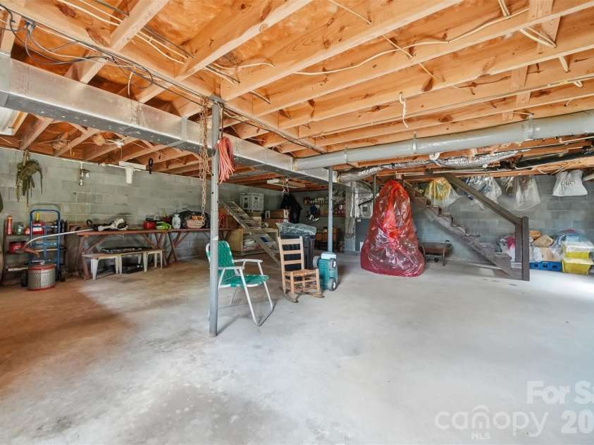 1599 Oakmont Drive, Lenoir, NC 28645.  MLS# CAR4404524, YatesRealty ID 37524. 