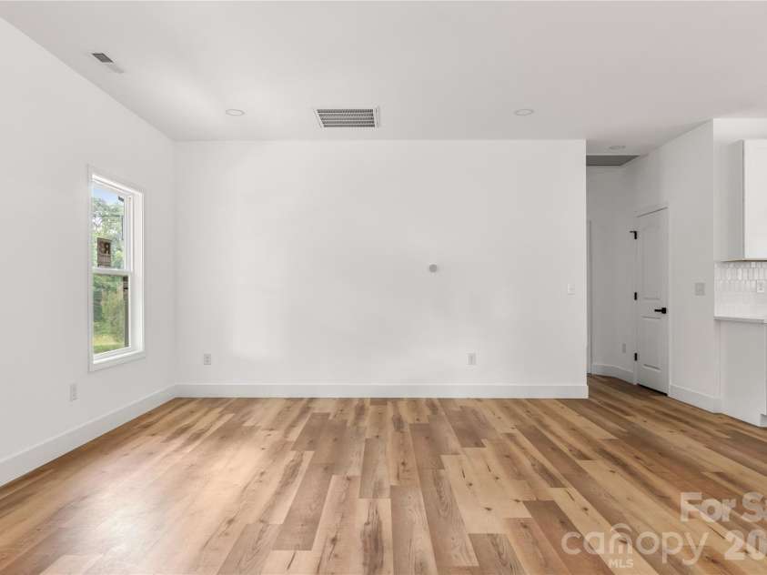 612 Hardin Road, Dallas, NC 28034.  MLS# CAR4385485, YatesRealty ID 37526. 