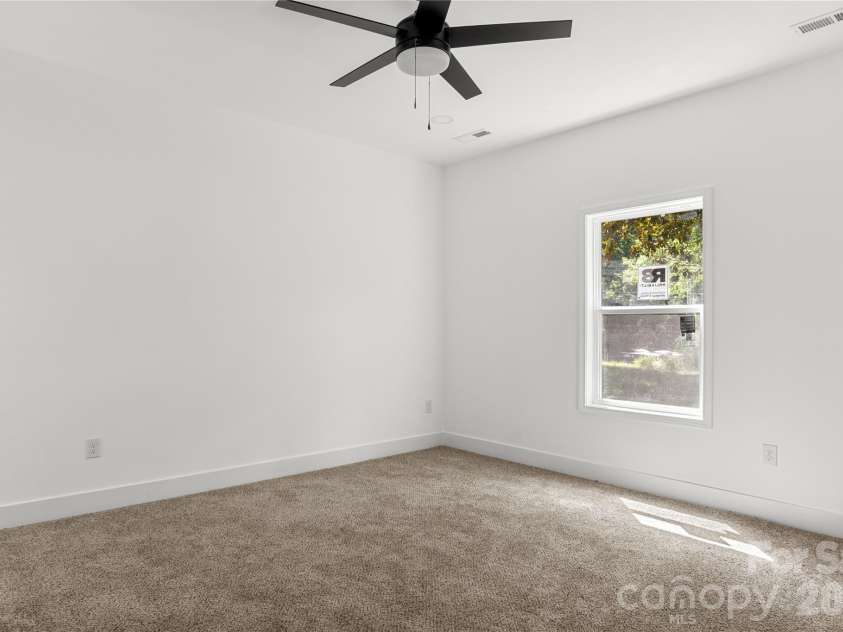 612 Hardin Road, Dallas, NC 28034.  MLS# CAR4385485, YatesRealty ID 37526. 
