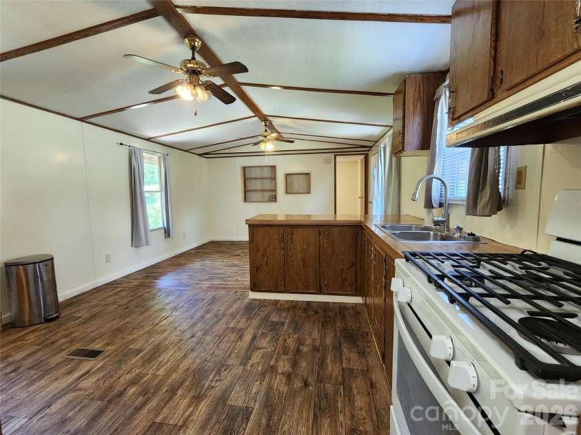 406 Shady Rest Road, Morganton, NC 28655.  MLS# CAR4405028, YatesRealty ID 37527. 