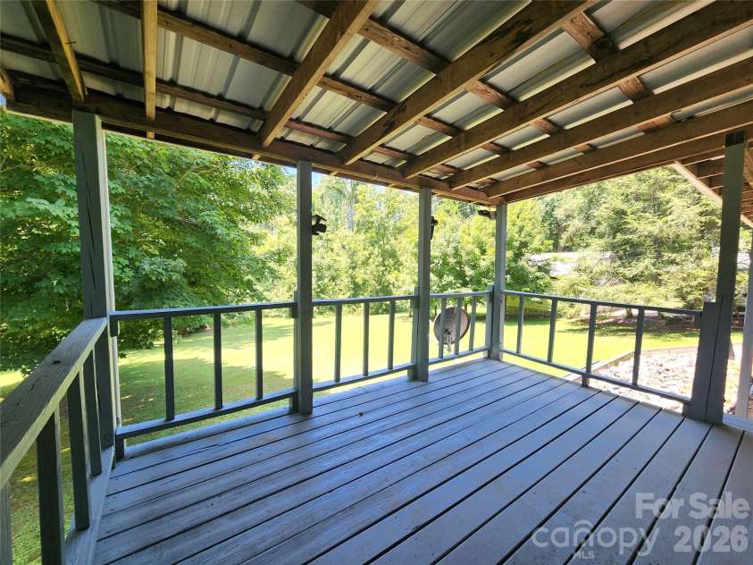 406 Shady Rest Road, Morganton, NC 28655.  MLS# CAR4405028, YatesRealty ID 37527. 