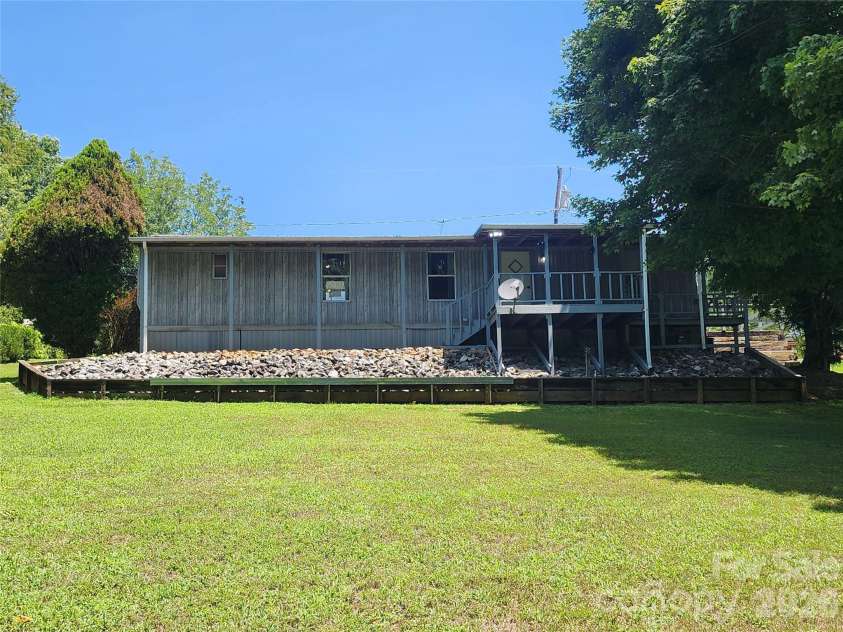 406 Shady Rest Road, Morganton, NC 28655.  MLS# CAR4405028, YatesRealty ID 37527. 