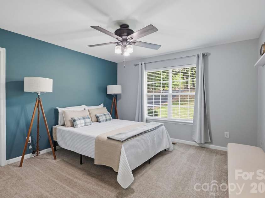 398 Knoll Court, Concord, NC 28025.  MLS# CAR4392031, YatesRealty ID 37529. 