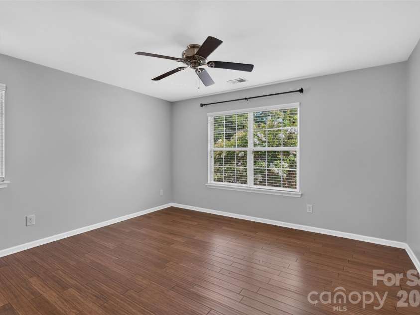 13904 Singleleaf Lane, Charlotte, NC 28278.  MLS# CAR4404805, YatesRealty ID 37530. 