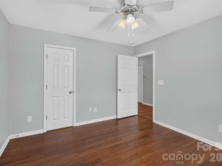 13904 Singleleaf Lane, Charlotte, NC 28278.  MLS# CAR4404805, YatesRealty ID 37530. 