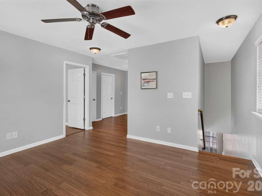 13904 Singleleaf Lane, Charlotte, NC 28278.  MLS# CAR4404805, YatesRealty ID 37530. Bonus room!