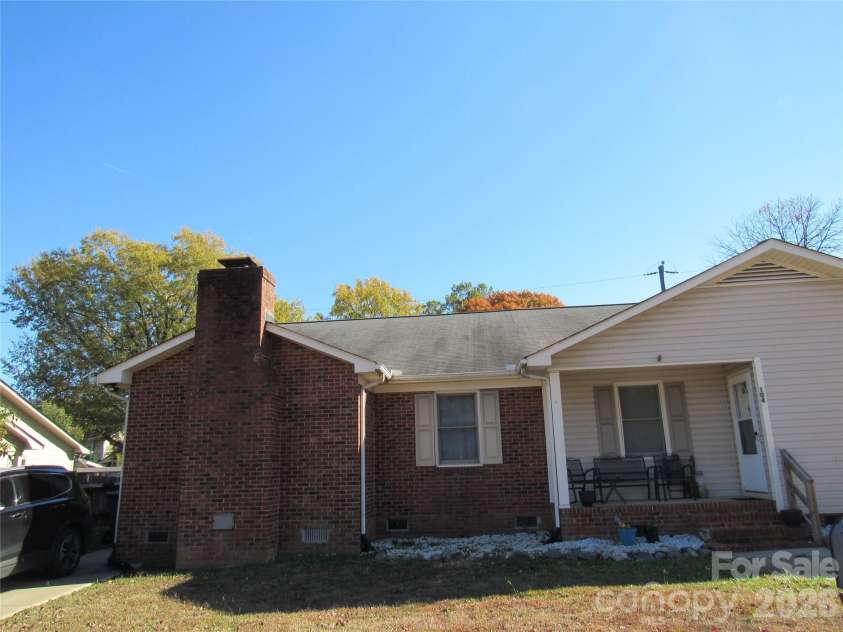 104 Neely Court, Rock Hill, SC 29732.  MLS# CAR4403840, YatesRealty ID 37531. 