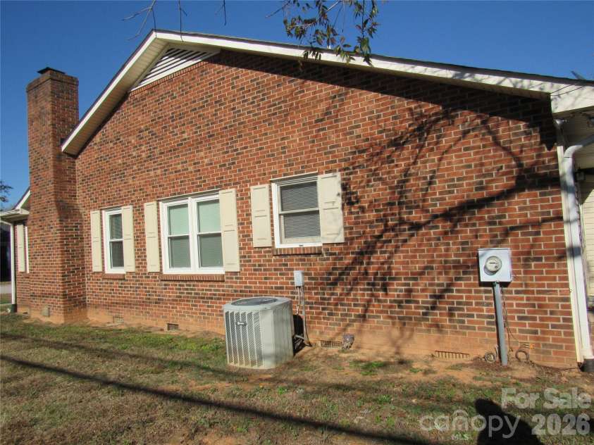 104 Neely Court, Rock Hill, SC 29732.  MLS# CAR4403840, YatesRealty ID 37531. 