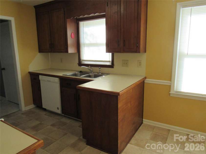 104 Neely Court, Rock Hill, SC 29732.  MLS# CAR4403840, YatesRealty ID 37531. 